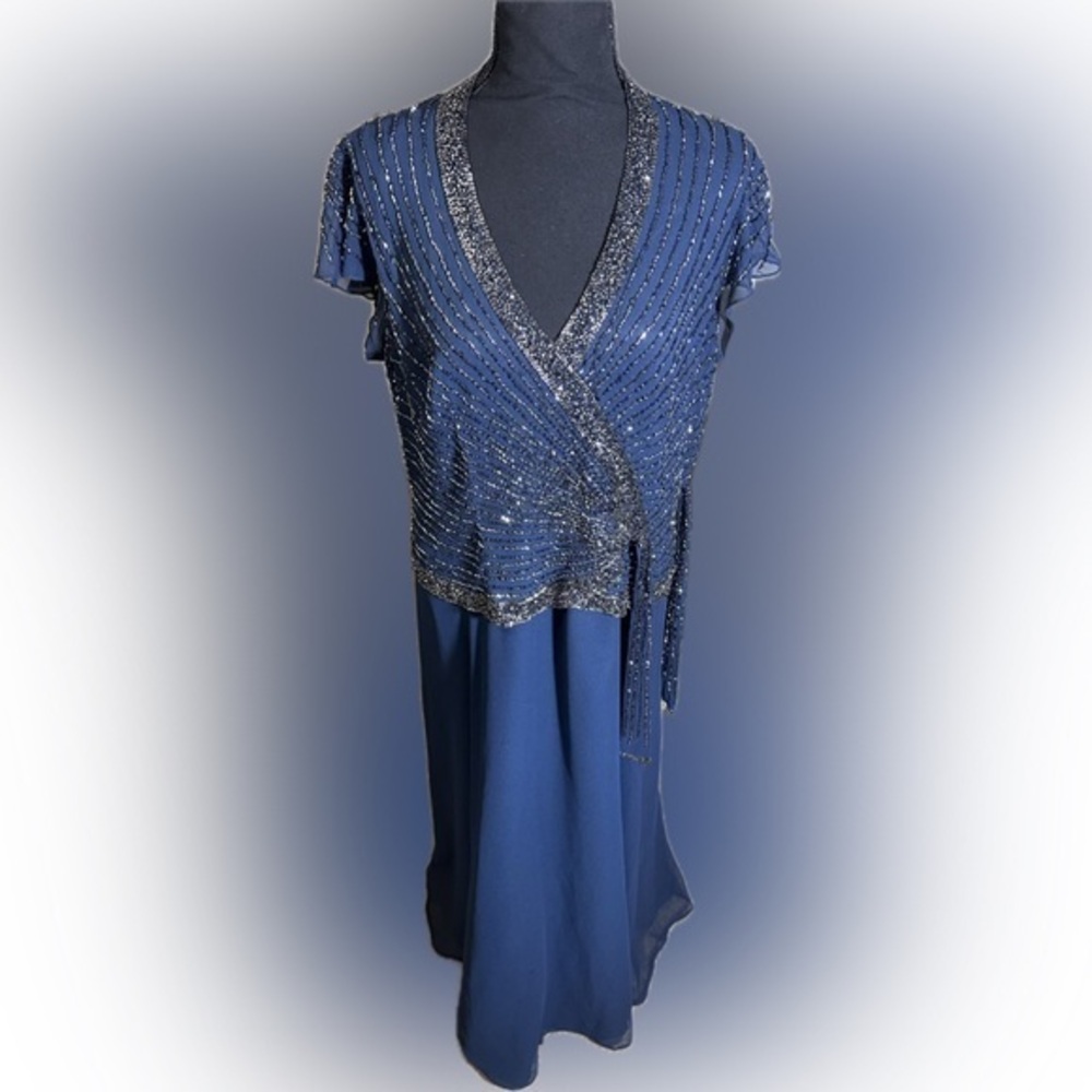 J Kara Beaded Chiffon Gown Plus Sz 12 Navy